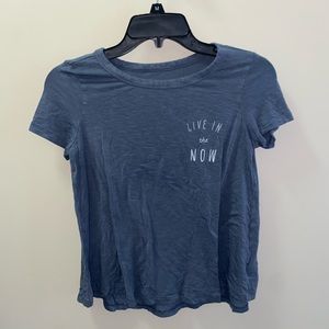 American Eagle graphic tee